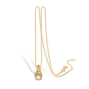 Blossom Copenhagen Sey Reef halskæde med vedhæng i forgyldt med ferskvandsperle