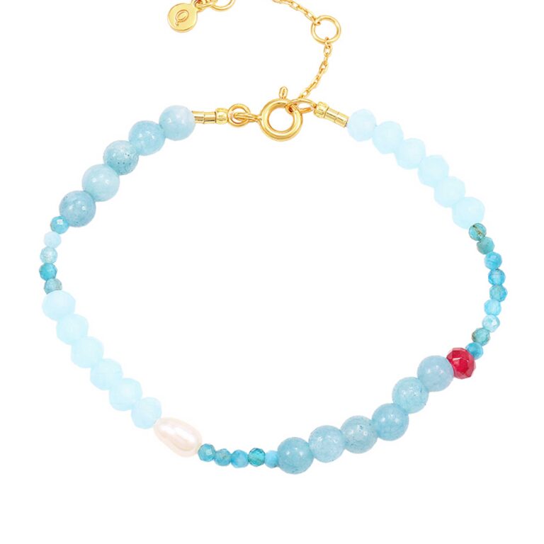Hultquist Lia armbånd i forgyldt med perle, rød og blå sten
