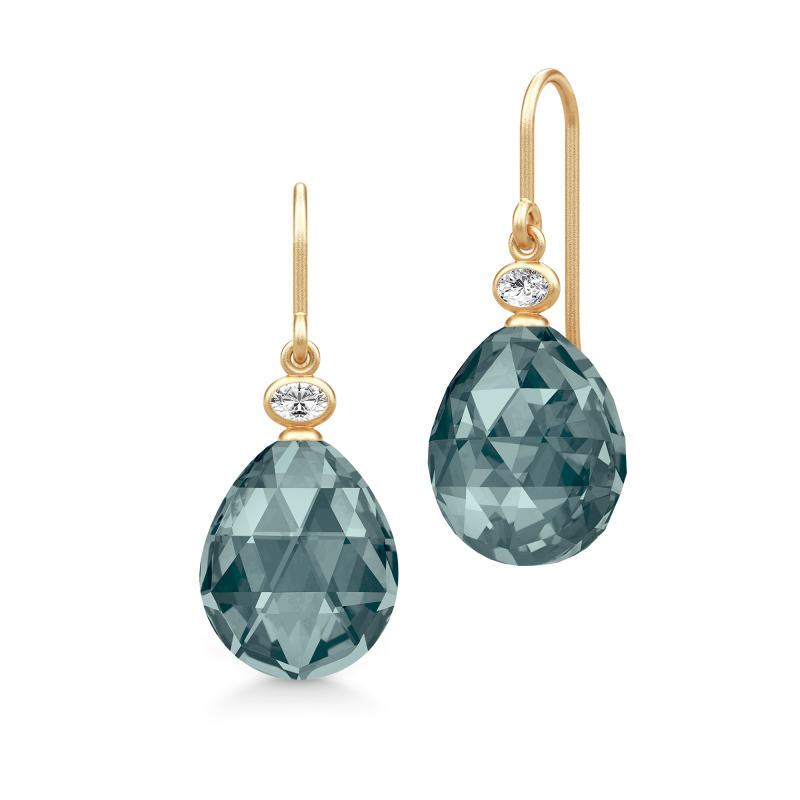 Julie Sandlau Ofelia øreringe i forgyldt med Midnight Blue krystal og kubisk zirkonia